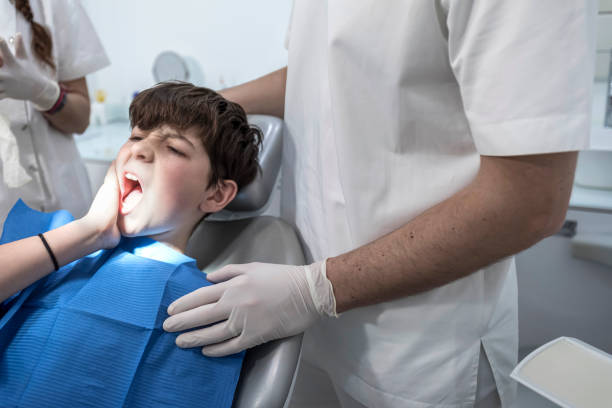 Best Chipped Tooth Repair Near Me  in Aldine, TX